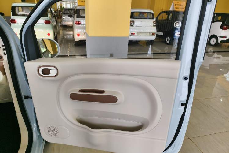 Used Bestune Pony 2026 Model 222km Cute Horse Plus Right Front Door Interior