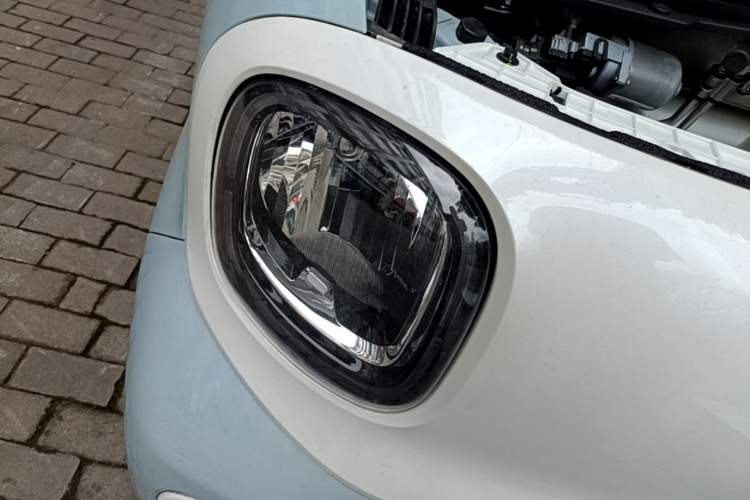 Used Bestune Pony 2026 222km Colorful Horse Right Front Headlight