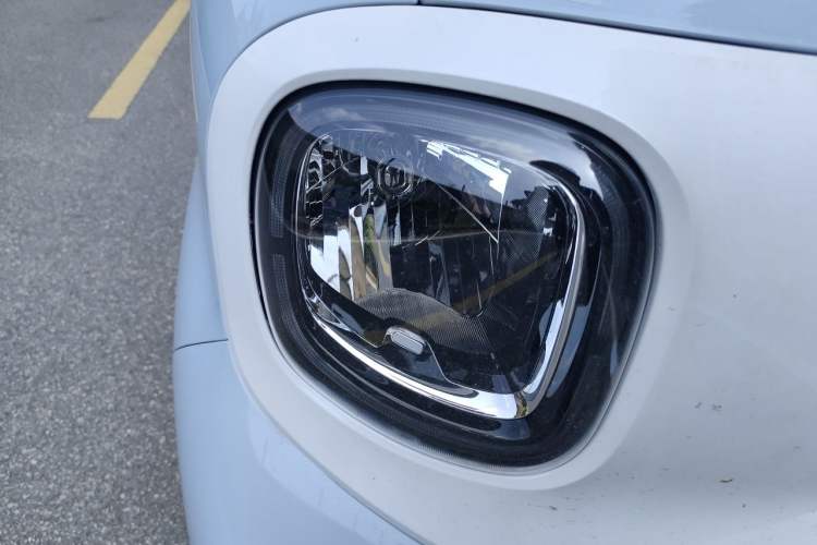 Used Bestune Pony 2026 222km Colorful Horse Right Front Headlight