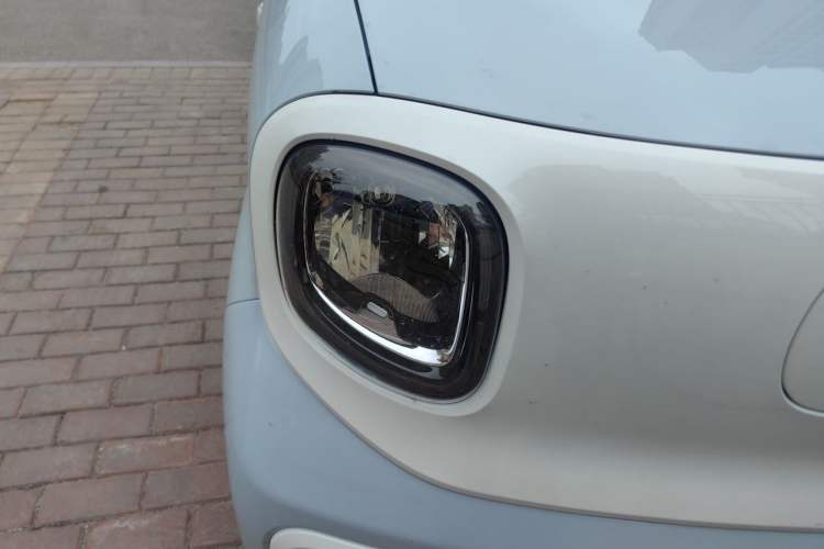 Used Bestune Pony 2026 Model 222km Cute Horse Plus Right Front Headlight