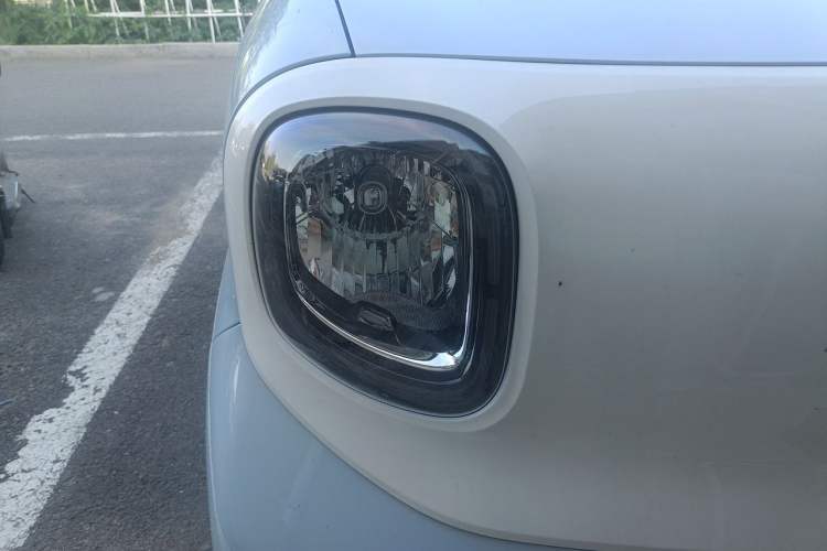 Used Bestune Pony 2026 Model 222km Agile Horse Right Front Headlight