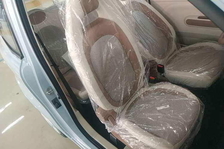 Used Bestune Pony 2026 222km Colorful Horse Right Front Seat