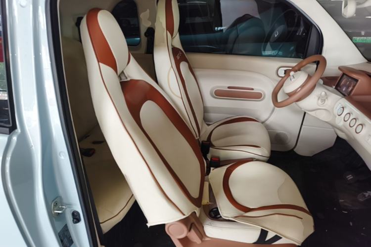 Used Bestune Pony 2026 222km Colorful Horse Right Front Seat