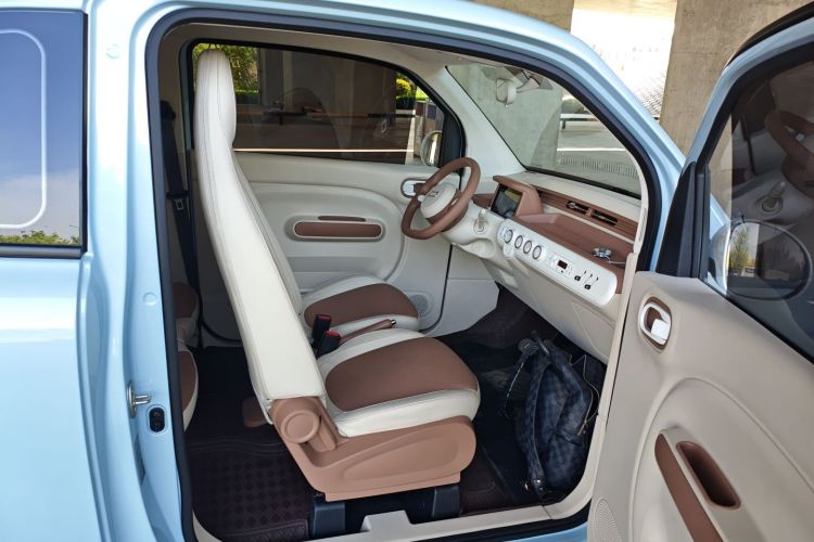 Used Bestune Pony 2026 Model 222km Shining Horse Right Front Seat