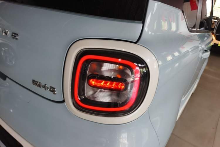 Used Bestune Pony 2026 222km Colorful Horse Right Rear Taillight