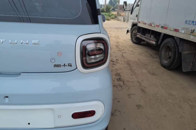 Used Bestune Pony 2026 222km Colorful Horse Right Rear Taillight