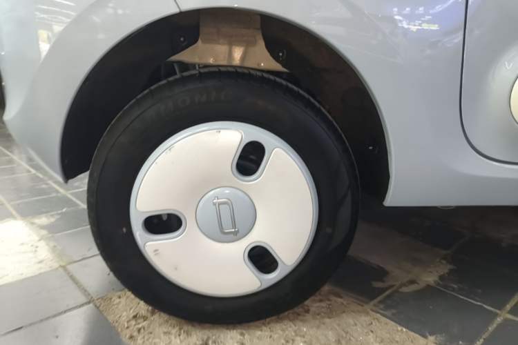 Used Bestune Pony 2026 Model 222km Agile Horse Right Rear Wheel Hub