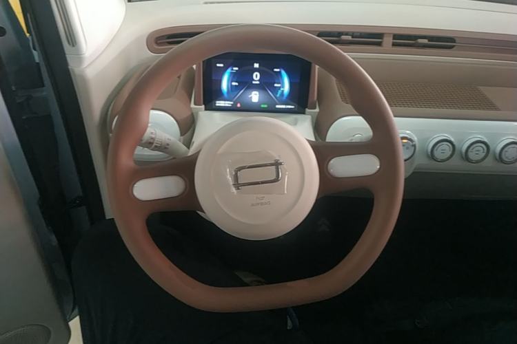 Used Bestune Pony 2026 222km Colorful Horse Steering Wheel