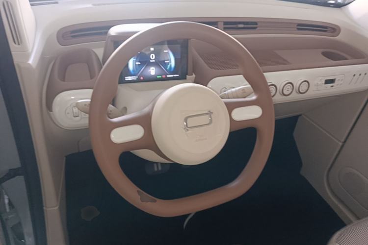 Used Bestune Pony 2026 222km Colorful Horse Steering Wheel