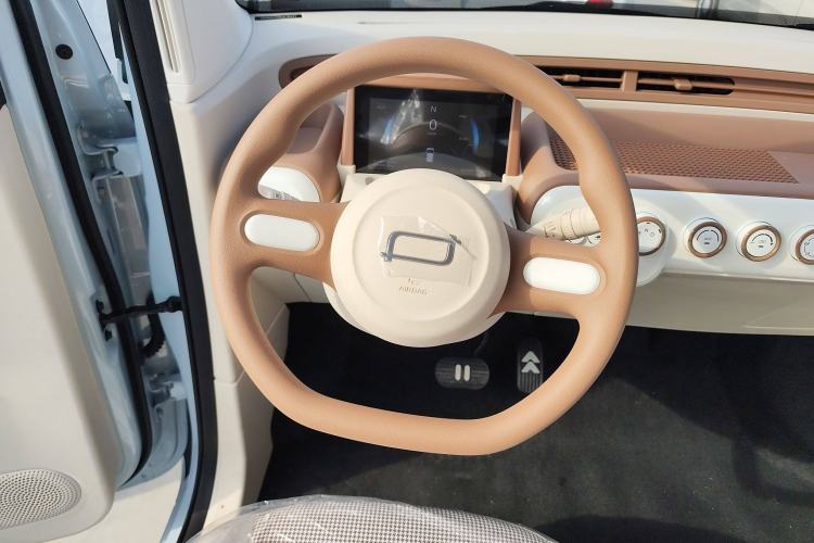 Used Bestune Pony 2026 Model 222km Cute Horse Plus Steering Wheel