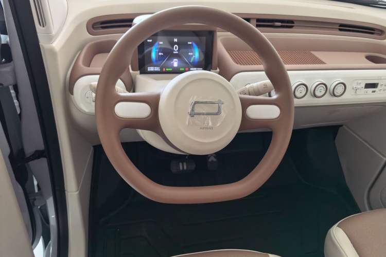 Used Bestune Pony 2026 Model 222km Shining Horse Steering Wheel