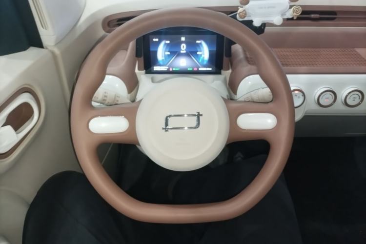 Used Bestune Pony 2026 Model 222km Cute Horse Plus Steering Wheel