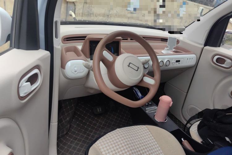 Used Bestune Pony 2026 Model 222km Cute Horse Plus Steering Wheel