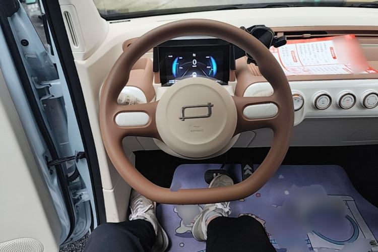 Used Bestune Pony 2026 222km Colorful Horse Steering Wheel