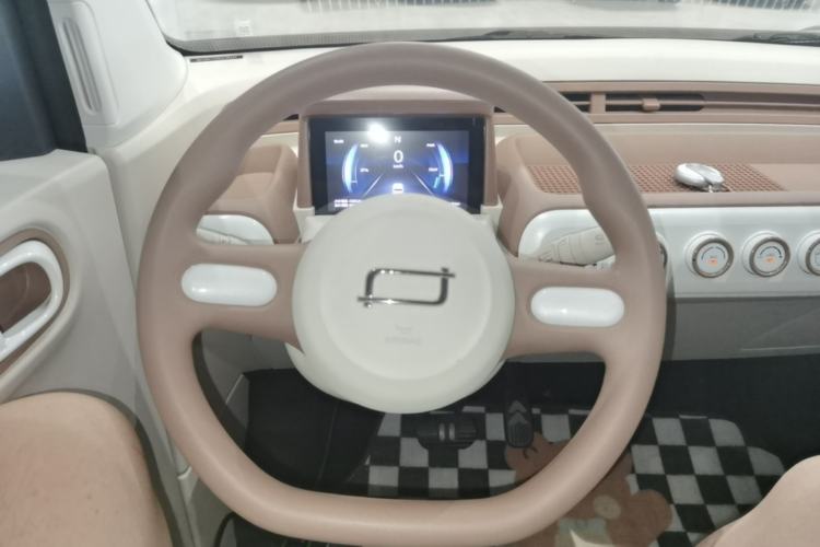 Used Bestune Pony 2026 222km Colorful Horse Steering Wheel