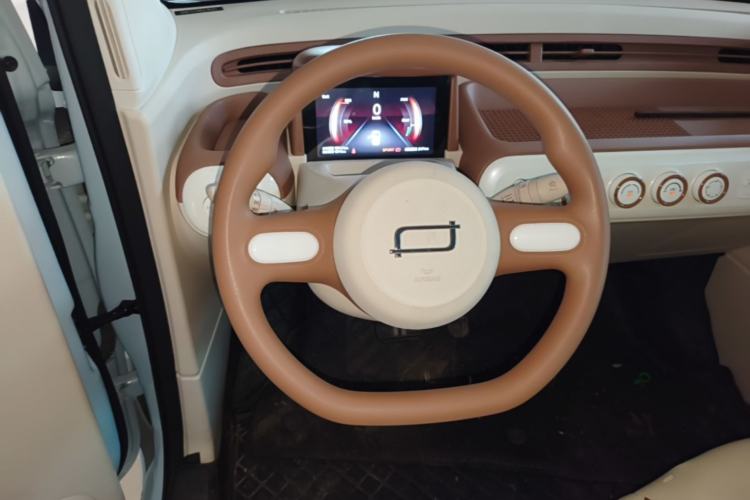 Used Bestune Pony 2026 222km Colorful Horse Steering Wheel