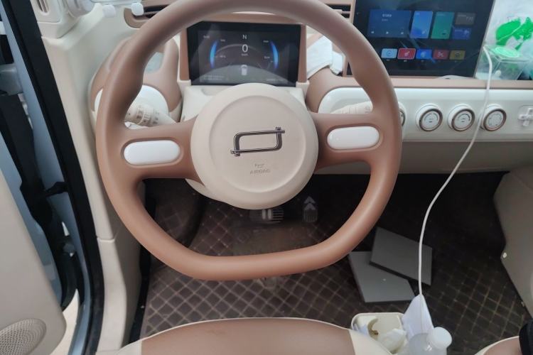 Used Bestune Pony 2026 222km Colorful Horse Steering Wheel