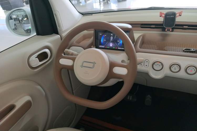 Used Bestune Pony 2026 Model 222km Cute Horse Plus Steering Wheel