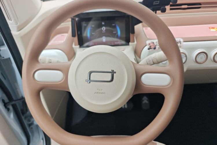 Used Bestune Pony 2026 Model 222km Shining Horse Steering Wheel