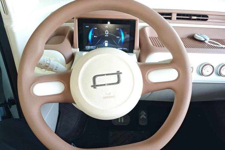 Used Bestune Pony 2026 Model 222km Shining Horse Steering Wheel
