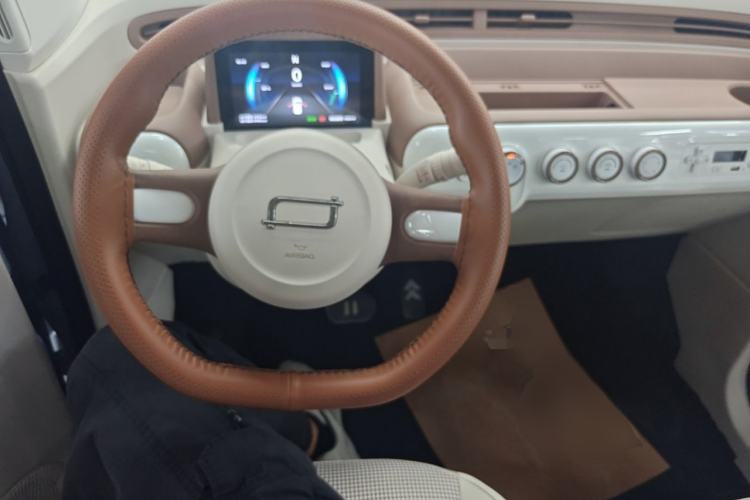 Used Bestune Pony 2026 222km Colorful Horse Steering Wheel