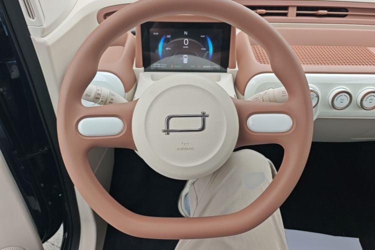 Used Bestune Pony 2026 222km Colorful Horse Steering Wheel