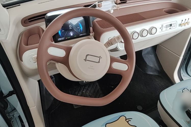 Used Bestune Pony 2026 222km Colorful Horse Steering Wheel