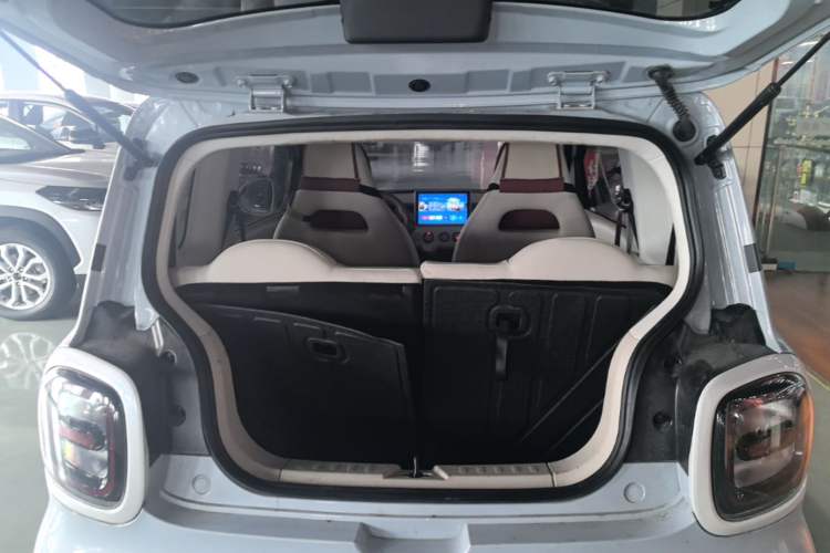 Used Bestune Pony 2026 Model 222km Shining Horse Trunk