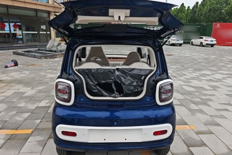 Used Bestune Pony 2026 222km Colorful Horse Trunk