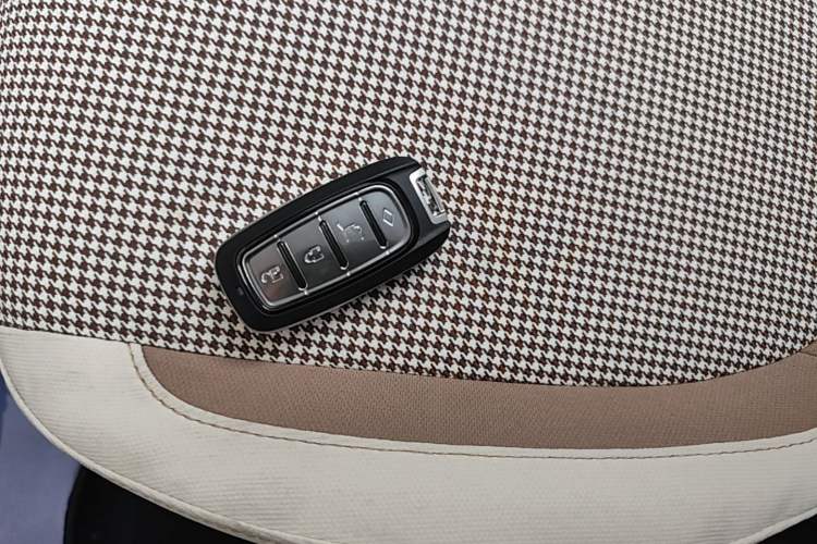 Used Bestune Pony 2026 222km Colorful Horse Vehicle Key