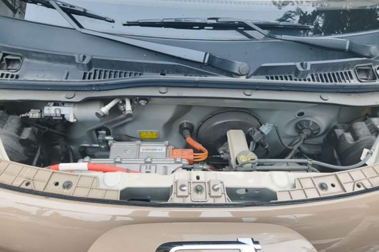 Used Bestune Pony 2026 222km Colorful Horse Engine Bay
