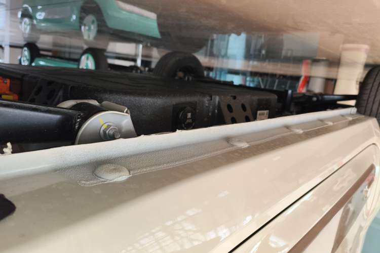 Used Bestune Pony 2026 222km Colorful Horse Left Side Sill