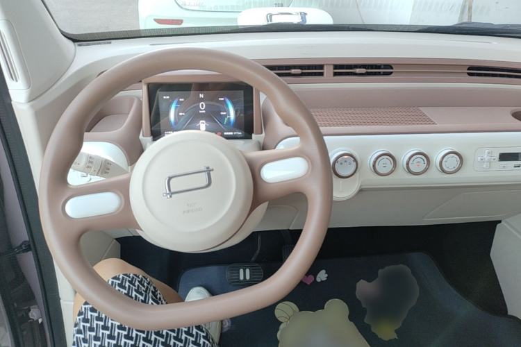 Used Bestune Pony 2026 222km Colorful Horse Center Console