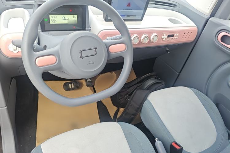 Used Bestune Pony 2026 Model 222km Cute Horse Center Console