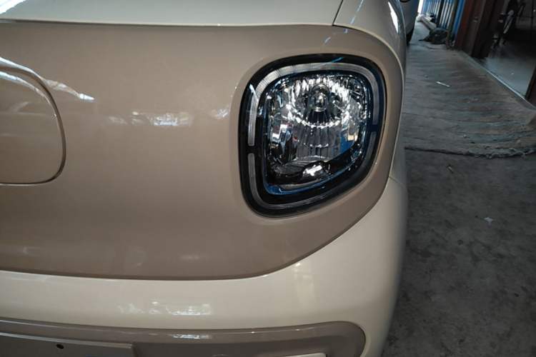 Used Bestune Pony 2026 222km Colorful Horse Left Front Headlight