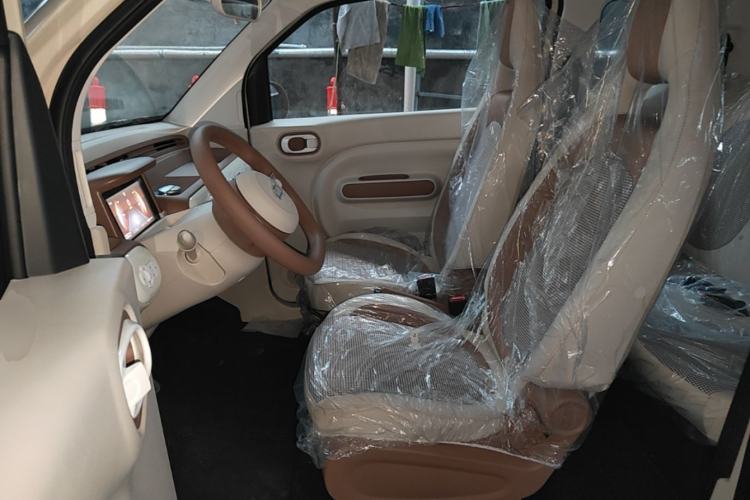 Used Bestune Pony 2026 222km Colorful Horse Left Front Seat