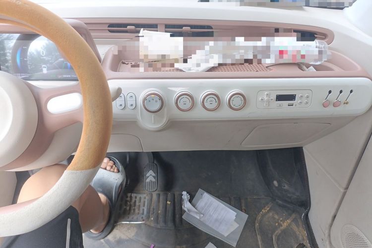 Used Bestune Pony 2026 Model 222km Cute Horse Plus Audio And AC Panel