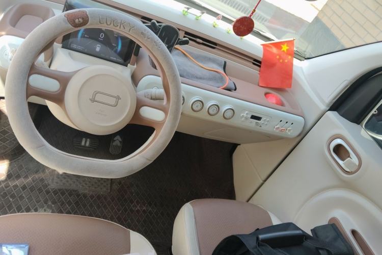Used Bestune Pony 2026 Model 222km Shining Horse Center Console