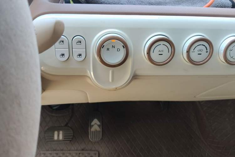 Used Bestune Pony 2026 Model 222km Shining Horse Gear Lever