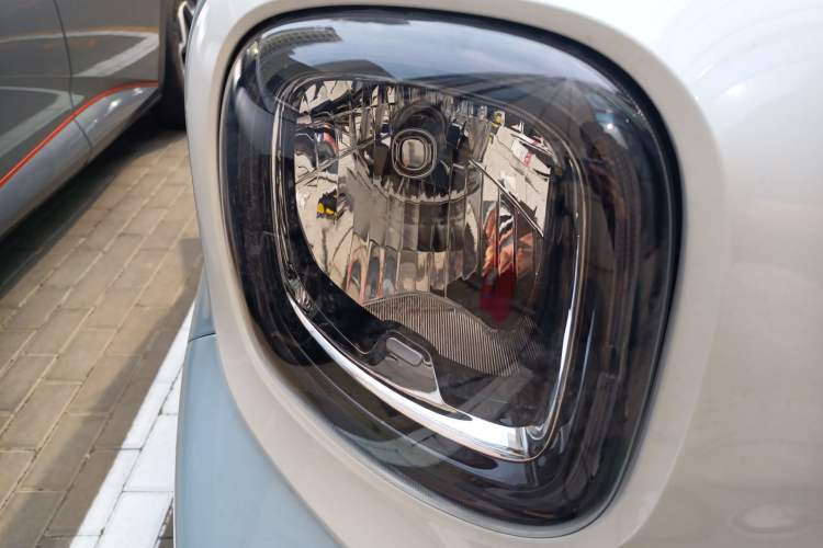 Used Bestune Pony 2026 222km Colorful Horse Right Front Headlight
