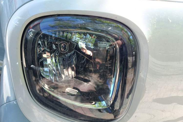 Used Bestune Pony 2026 Model 222km Cute Horse Plus Right Front Headlight