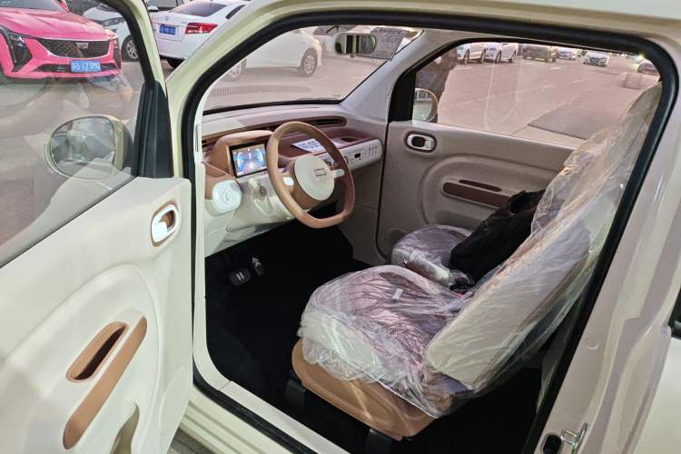 Used Bestune Pony 2026 222km Colorful Horse Driver Seat