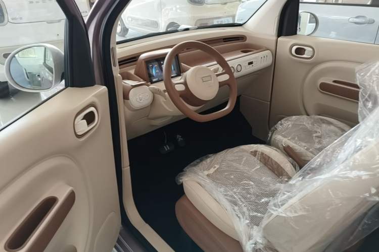 Used Bestune Pony 2026 222km Colorful Horse Driver Seat