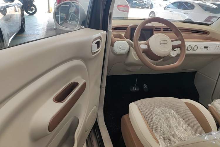 Used Bestune Pony 2026 Model 222km Cute Horse Plus Driver Seat