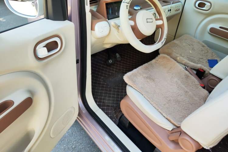 Used Bestune Pony 2026 Model 222km Shining Horse Driver Seat