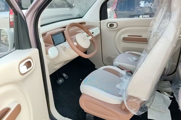 Used Bestune Pony 2026 222km Colorful Horse Driver Seat