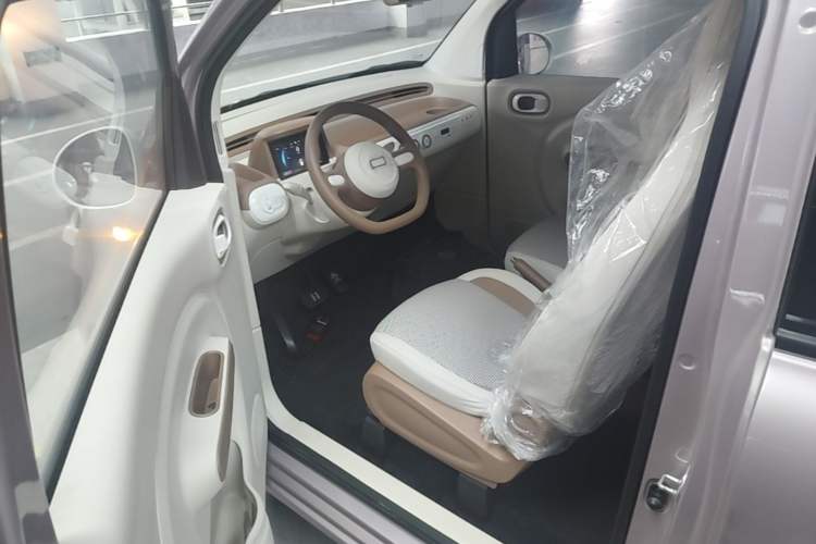 Used Bestune Pony 2026 222km Colorful Horse Driver Seat