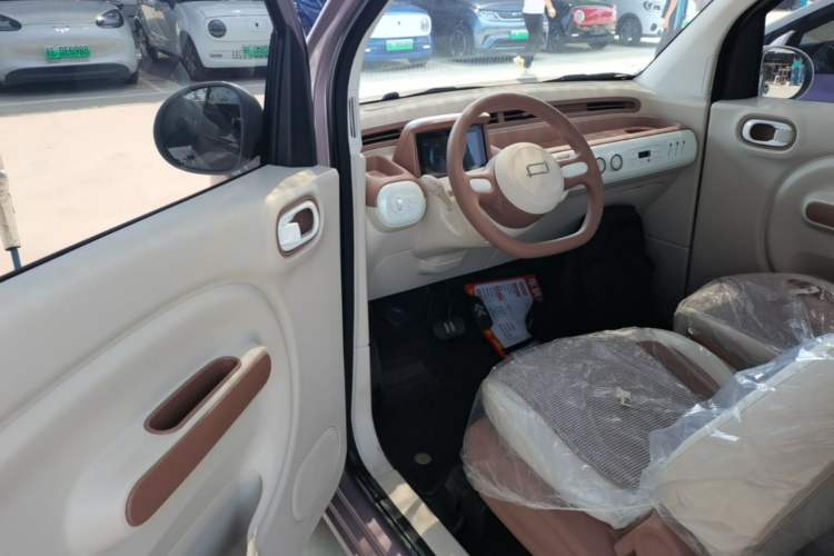 Used Bestune Pony 2026 Model 222km Cute Horse Plus Driver Seat