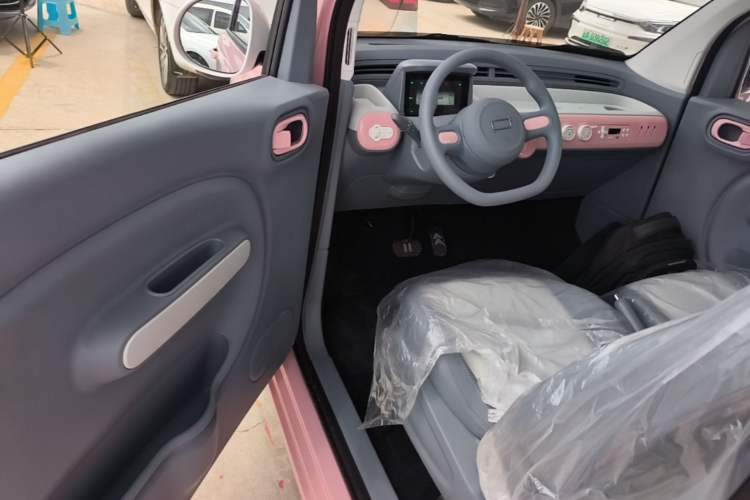 Used Bestune Pony 2026 Model 222km Cute Horse Driver Seat