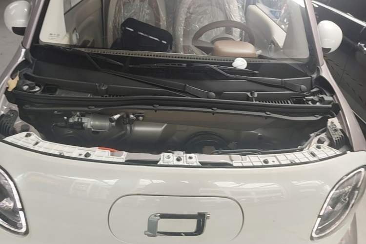 Used Bestune Pony 2026 222km Colorful Horse Engine Bay